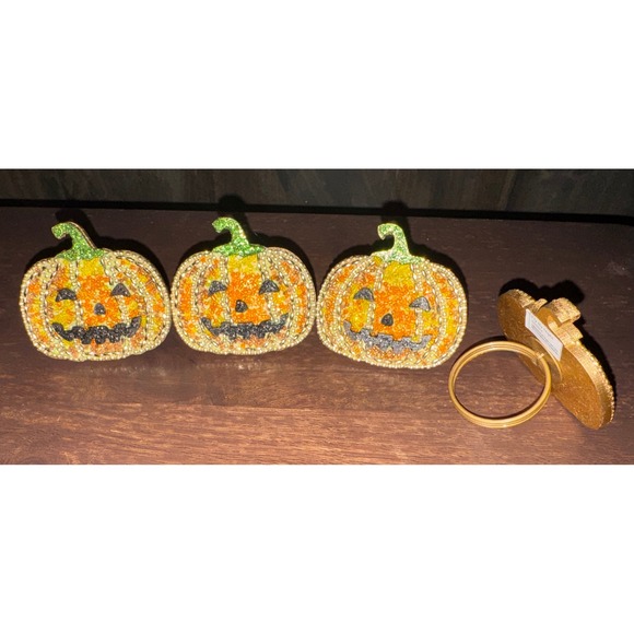 Tahari Set of 4 Beaded Glitter Pumpkin Napkin Rings Halloween Decor Table - Picture 2 of 4
